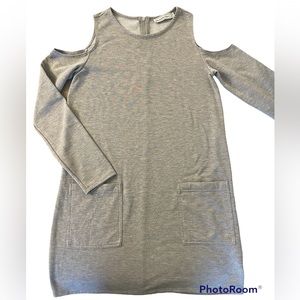 NWOT Abercrombie cold-shoulder long sleeve jersey dress. Size S.